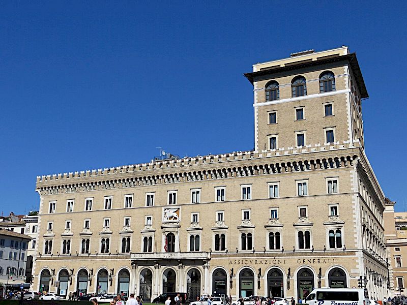 Basilica_di_san_marco_evangelista_al_campidoglio_ _panoramio_2